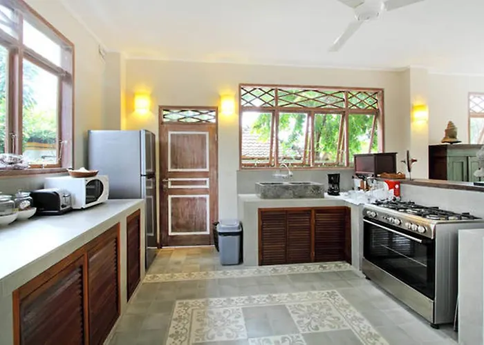 Varuna * Legian (Bali)