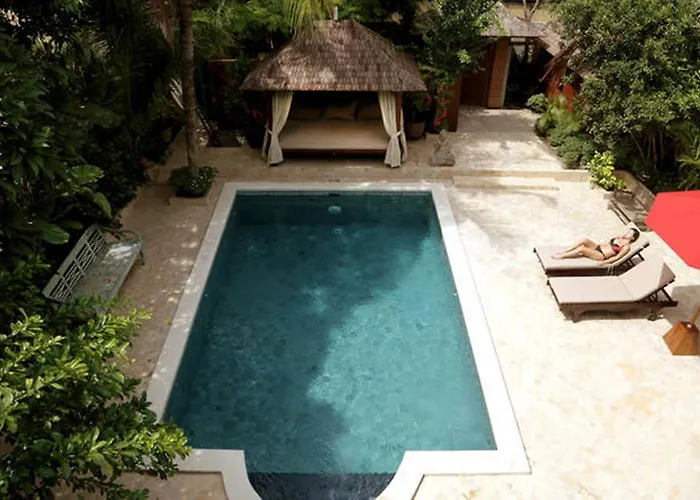 Varuna Villa Legian (Bali)